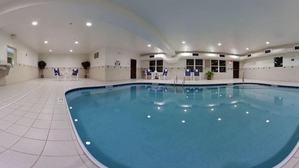 Holiday Inn Express & Suites Columbus East - Reynoldsburg By Ihg Dış mekan fotoğraf